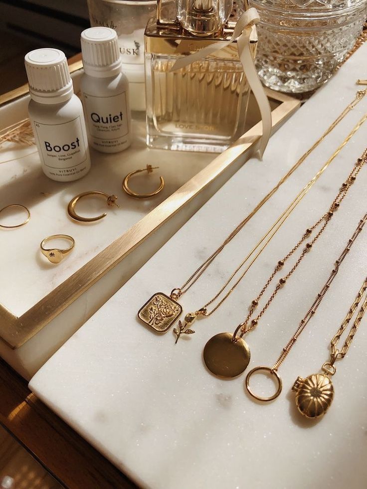 Why Minimal Gold Jewellery is the New Trend in 2026 ✨