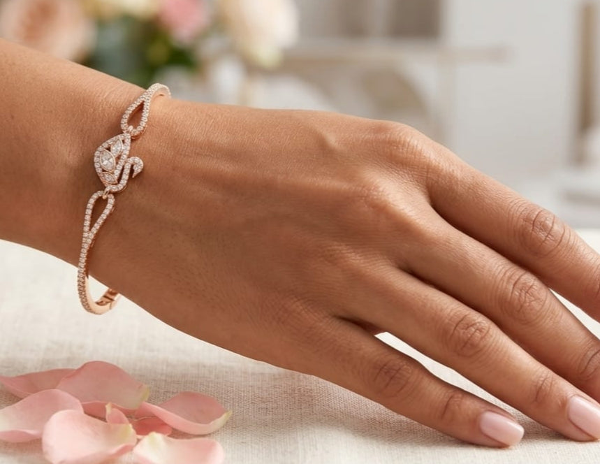 Duck design bracelet