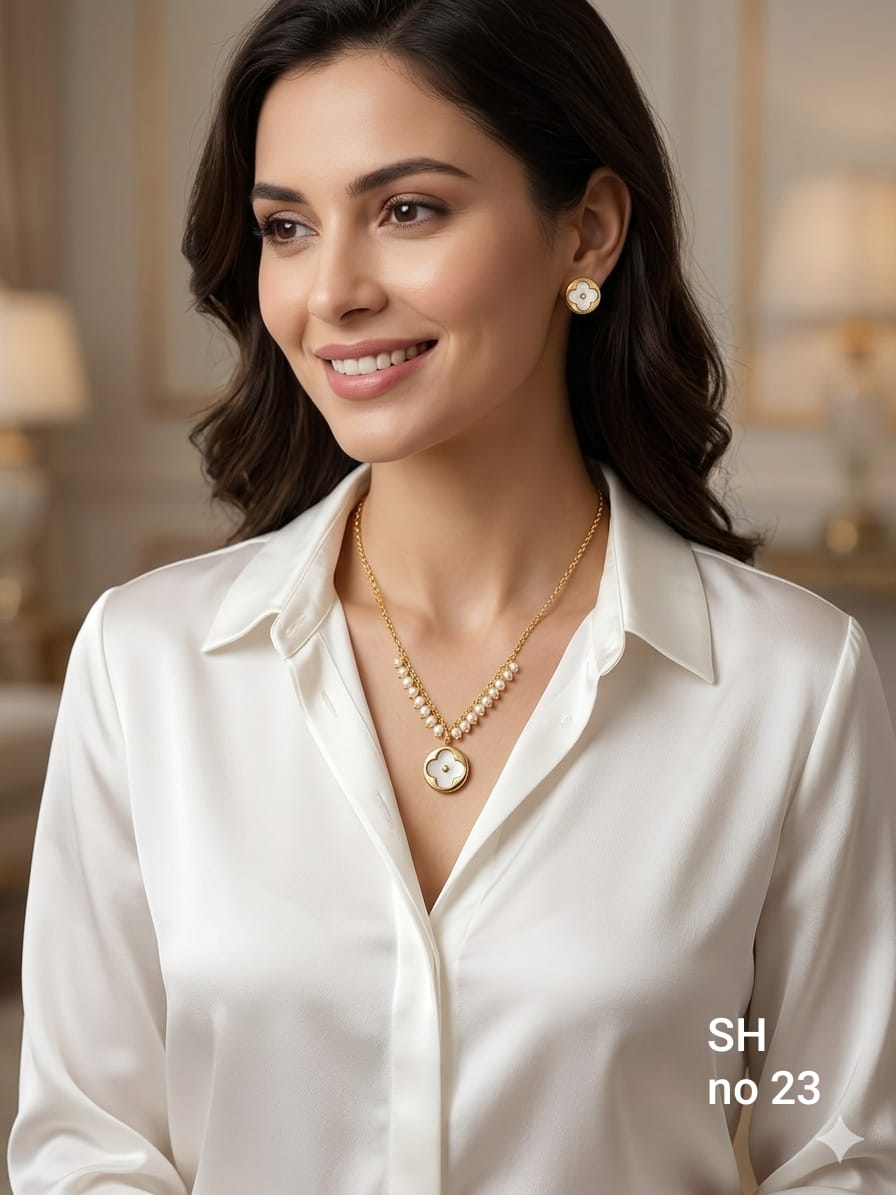 Single diamond pendant